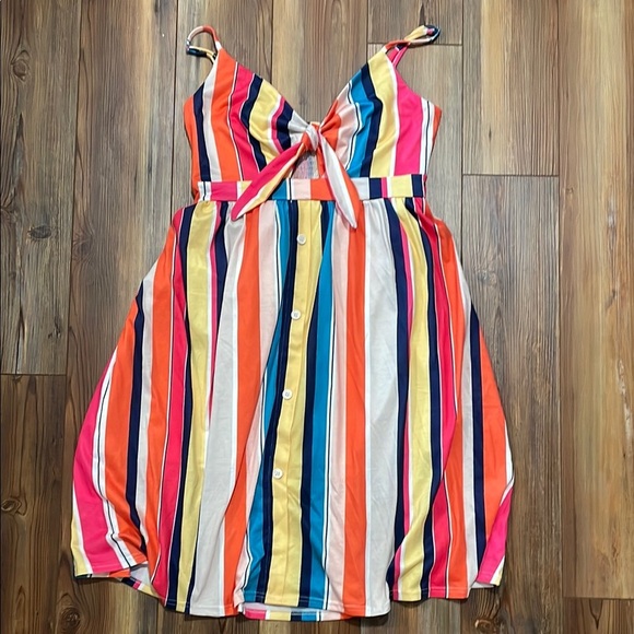 Women’s Multicolor Striped Tie Front Adjustable Strap Lined Dress Button Front - Picture 1 of 6